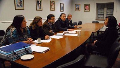 Diputados sesionar�n esta tarde en la Legislatura