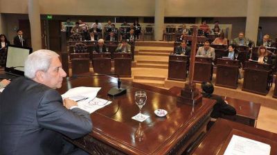 Fuerte repudio de la Legislatura santiaguea a la ley del 2x1