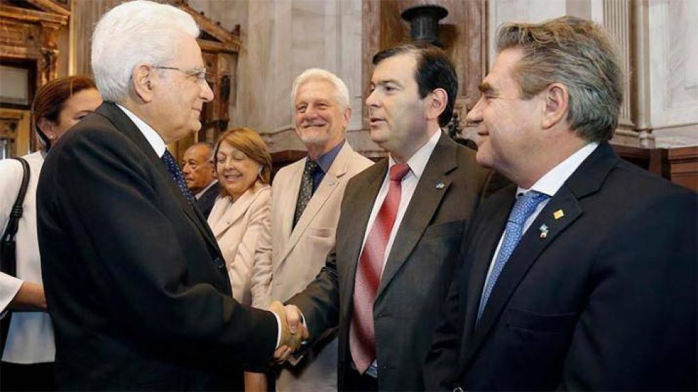 Zamora en la recepci�n del presidente de Italia en el Congreso