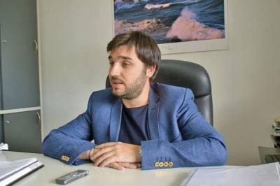 Torres: �Hay que separar la pol�tica de lo que puede ser una rivalidad electoral�