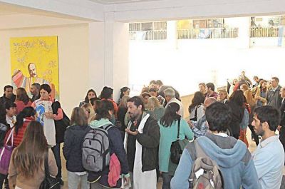 Mil docentes municipales todav�a no pudieron cobrar sus sueldos