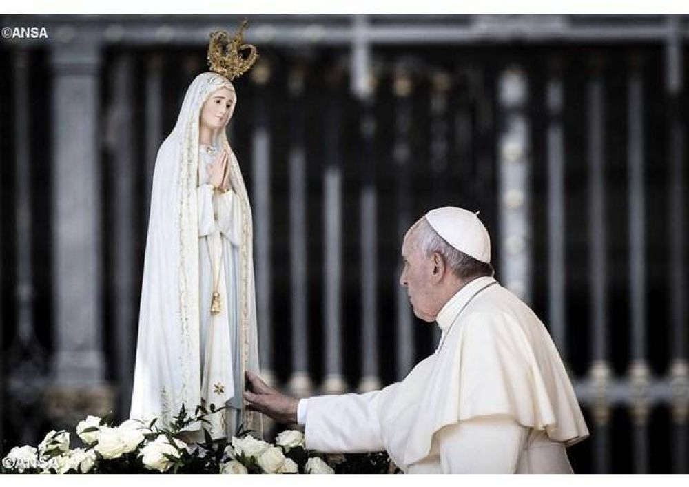 Papa: peregrino a F�tima para rogar por la humanidad