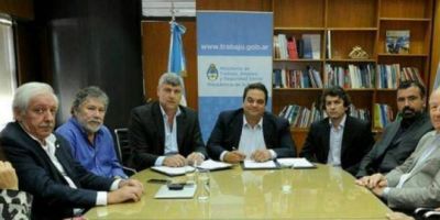 A cambio del �salvataje� a Sancor, el gobierno modificar� el Convenio Colectivo de Trabajo de los lecheros