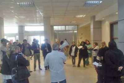 El viernes trabajadores de Salud se movilizar�n afuera del Hospital