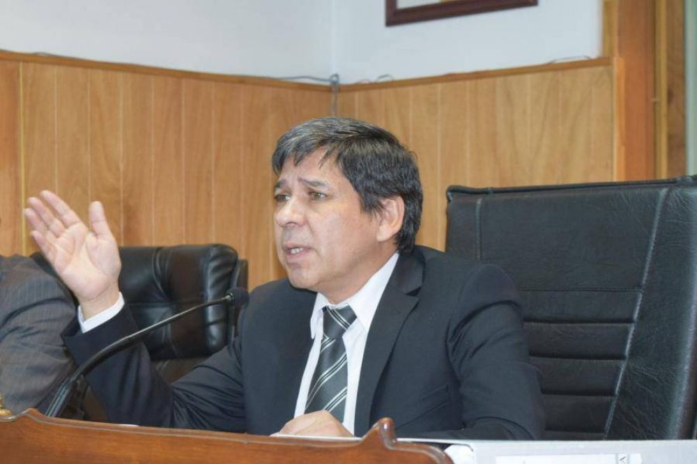 �No tengo nada que esconder�, asever� Pino