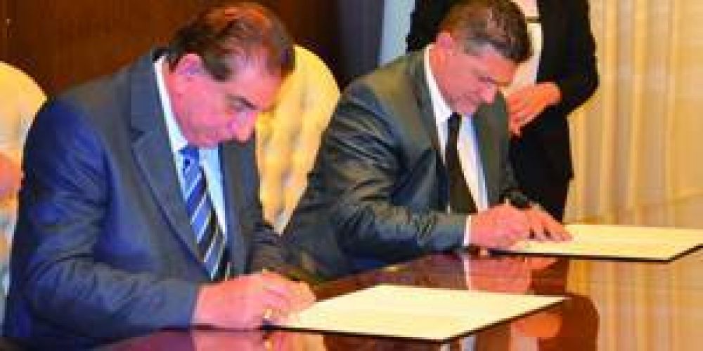 El STJ y la comuna capitalina firmaron un acuerdo de cooperacin
