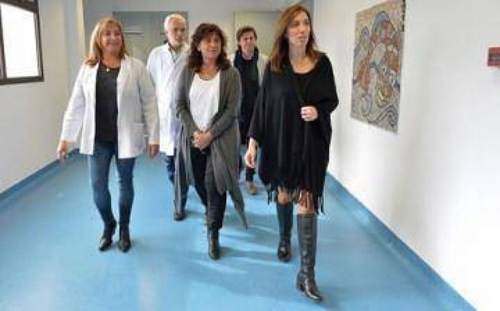  Tensa visita y recorrida de Vidal por el hospital Gandulfo