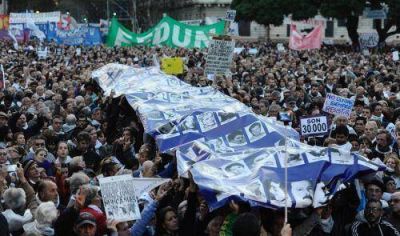 Intendentes se sumaron al repudio del 2x1