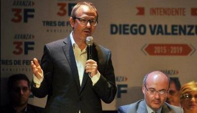 Valenzuela y las listas: los puros, los socios menores y una posible cosecha