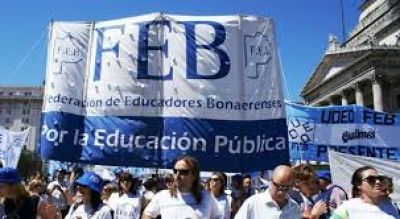 Docentes anunciaron una marcha y respondieron a Macri que los tild� de 
