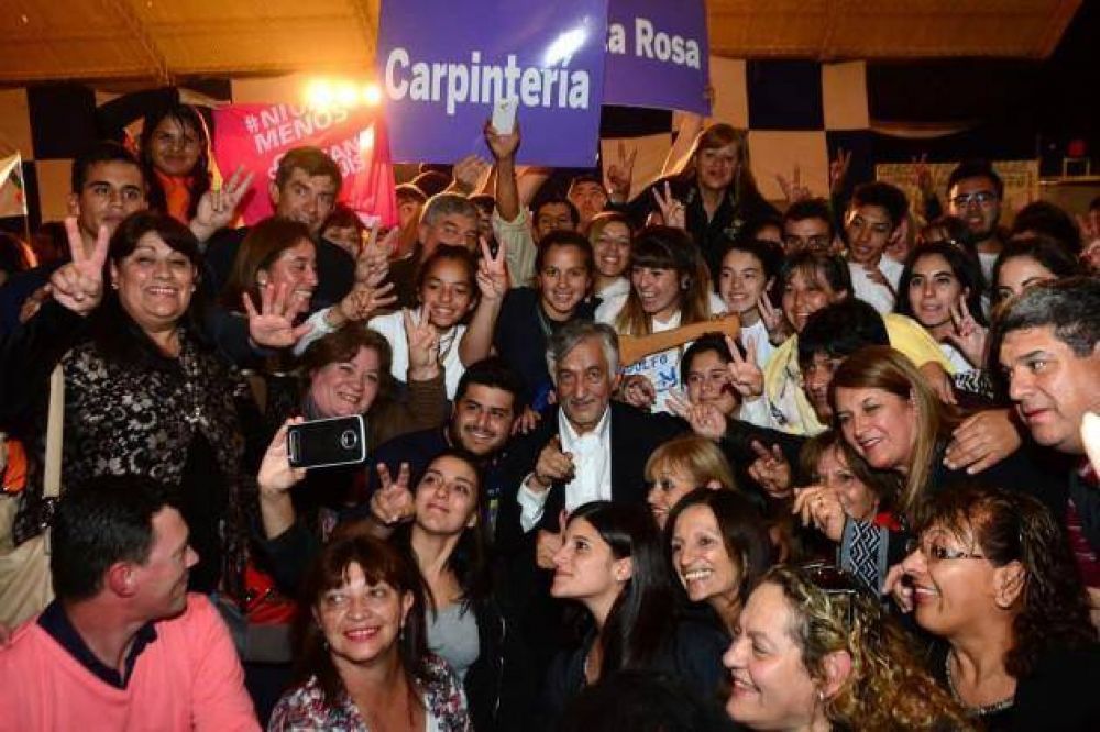 Alberto inaugur� obras en Jun�n y anunci� nuevas reuniones con intendentes