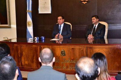 El intendente Jofr� firm� Convenio de Colaboraci�n con el Superior Tribunal de Justicia 