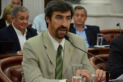Preocupaci�n de Giano por posible fracking cerca de Salto Grande 
