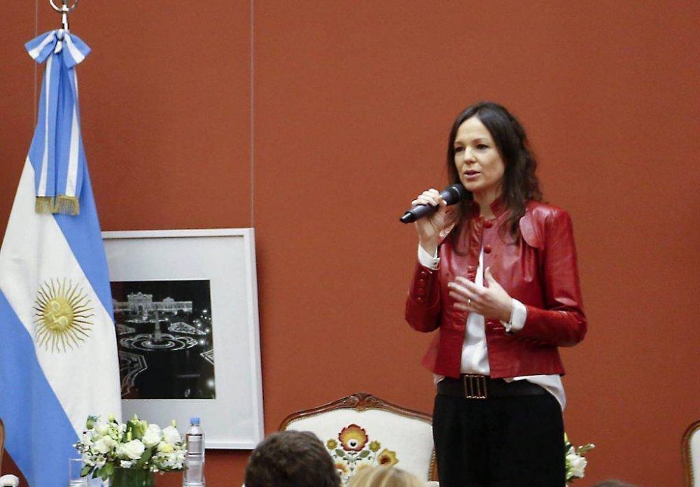 Gay se reuni� con la ministra de Desarrollo Social y hablaron sobre el desempleo juvenil