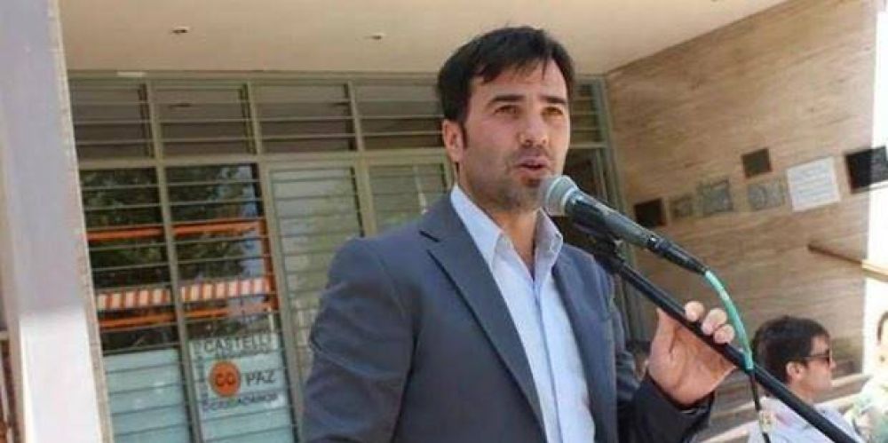 Se oficializ� la salida de Echarren del equipo de Mar�a Eugenia Vidal