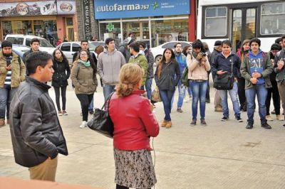 Estudiantes reclamaron por el funcionamiento del TEG
