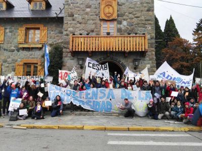 Marcharon en defensa de la universidad p�blica