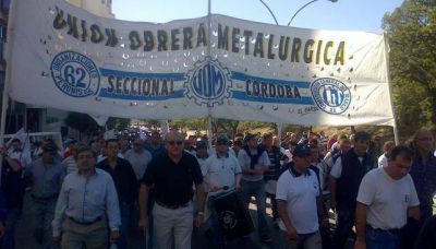 La UOM se moviliza en C�rdoba por salarios