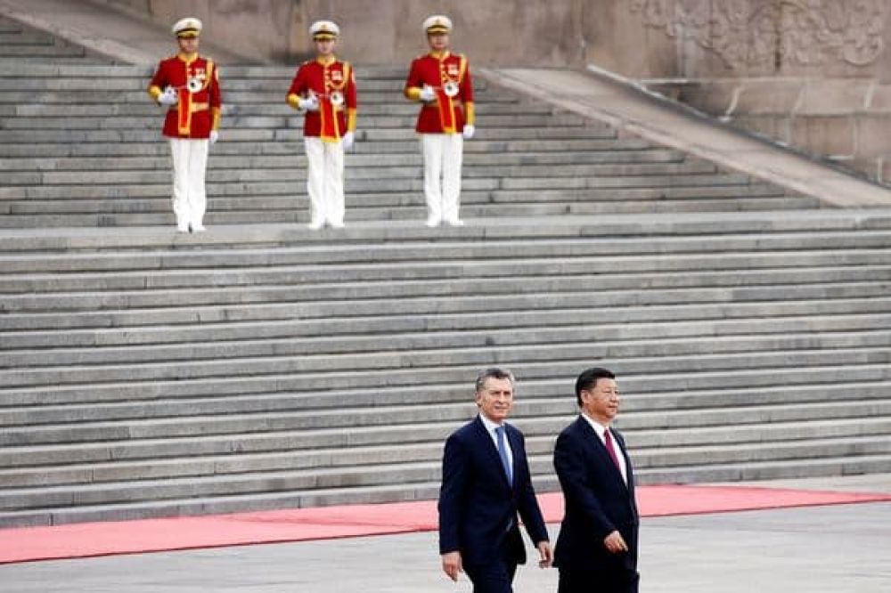En China, Mauricio Macri firma acuerdos por USD 15.000 millones con su par Xi Jinping