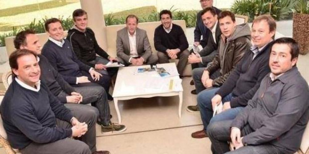 Entre reuniones, intendentes peronistas piden m�s participaci�n en el armado de las listas