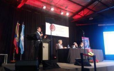 La Universidad de Quilmes condecor� a Rafael Correa con el Honoris Causa