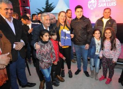 Viviendas: la nueva ley prev� cr�ditos y m�s casas sociales