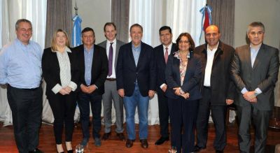 Schiaretti se meti� de lleno en la interna del PJ nacional