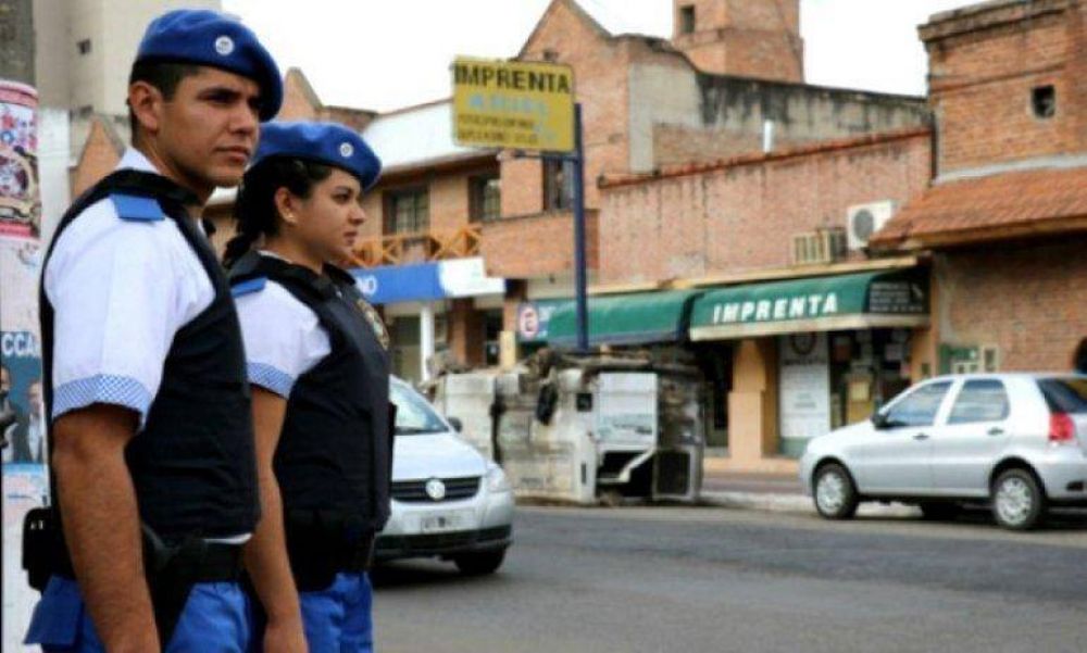 El gobierno desmiente que haya apenas 180 polic�as por turno en Pilar
