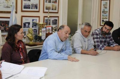 Vecinos de La Elena propusieron al Municipio que haga la obra y luego le cobre a cada frentista
