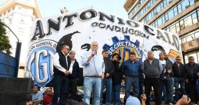 �Hay una mano negra del Gobierno que no quiere que las paritarias lleguen m�s all� del 22%�