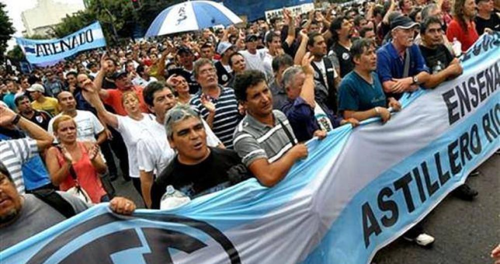 Sin respuestas de Vidal, trabajadores del Astillero Ro Santiago llevarn sus demandas a La Plata