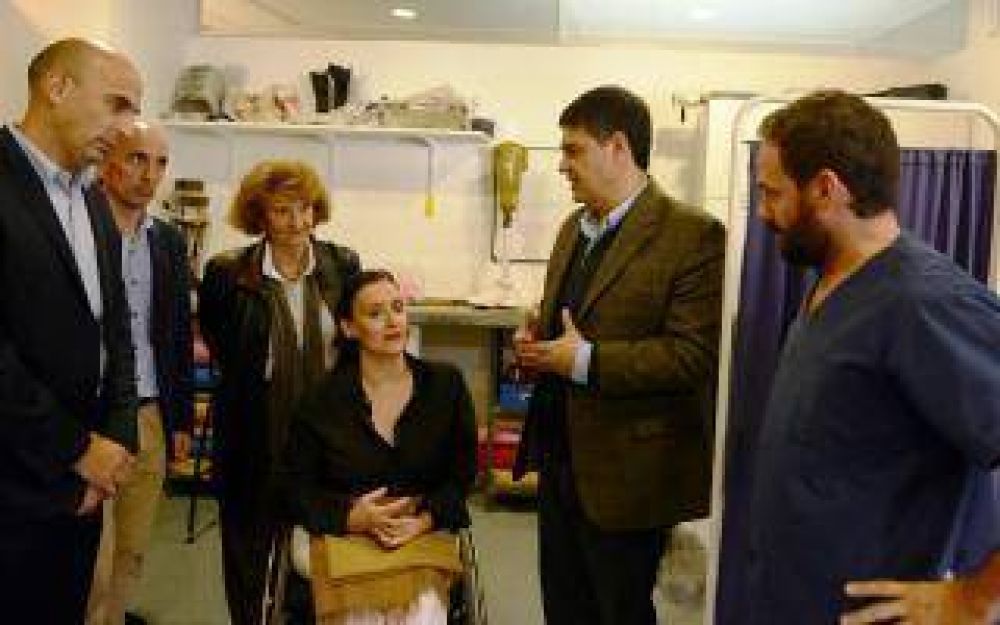 Gabriela Michetti y Jorge Macri recorrieron el Instituto Marini en Vicente L�pez