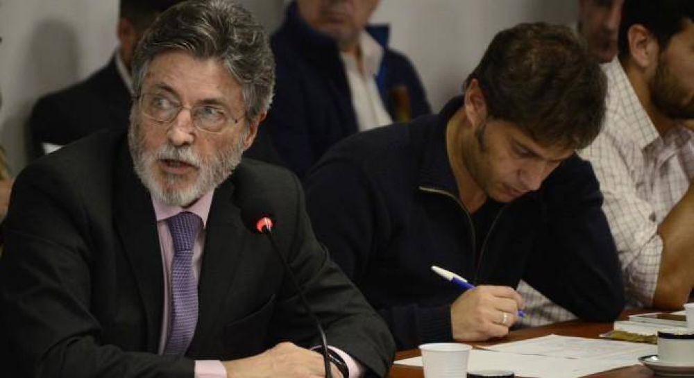 Abad fue al Congreso a pedir denuncias masivas a los comercios sin posnet