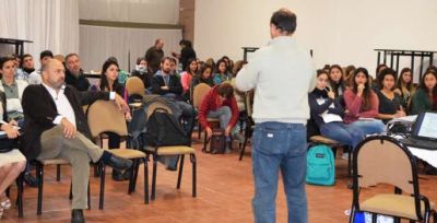 Jornada sobre Energ�as Sustentables y Alternativas en Saladillo