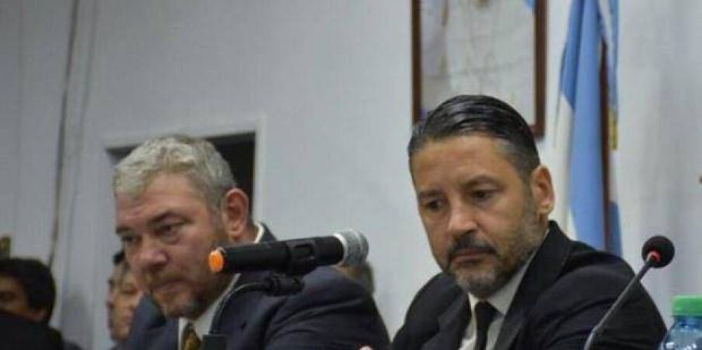 Gustavo Men�ndez: 