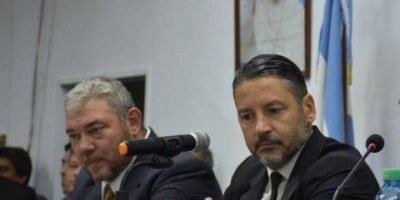 Gustavo Men�ndez: 