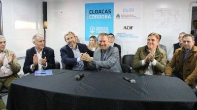 Rogelio Frigerio y Schiaretti encaran obras de cloacas para C�rdoba