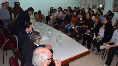 El senador Zamora se reuni� con organizaciones sociales