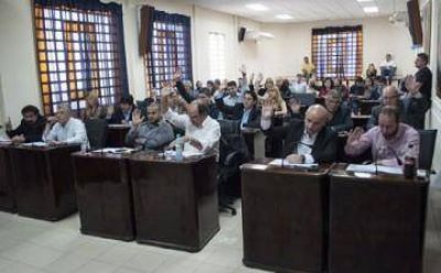 Por mayor�a, aprobaron las cuentas del 2016 de Grindetti