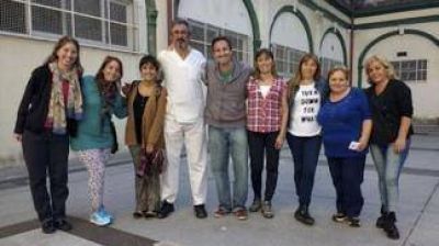 Una red de m�dicos solidarios ofrece atenci�n gratuita en parroquias porte�as