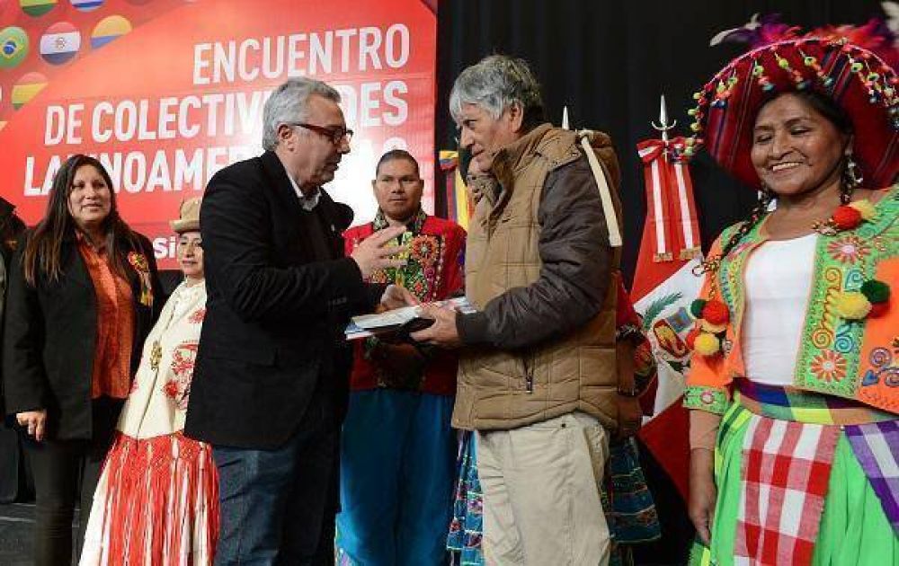 Julio Zamora: 