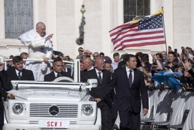 Contactos reservados y llamadas entre la Casa Blanca y el Papa