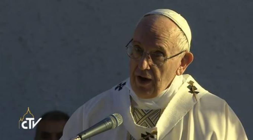 La actitud del cristiano es la dulzura y el respeto, no estar amargados, dice el Papa