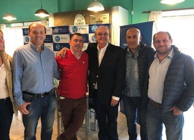 De Mendiguren visit� Ramallo y present� el programa �Bajemos los precios�
