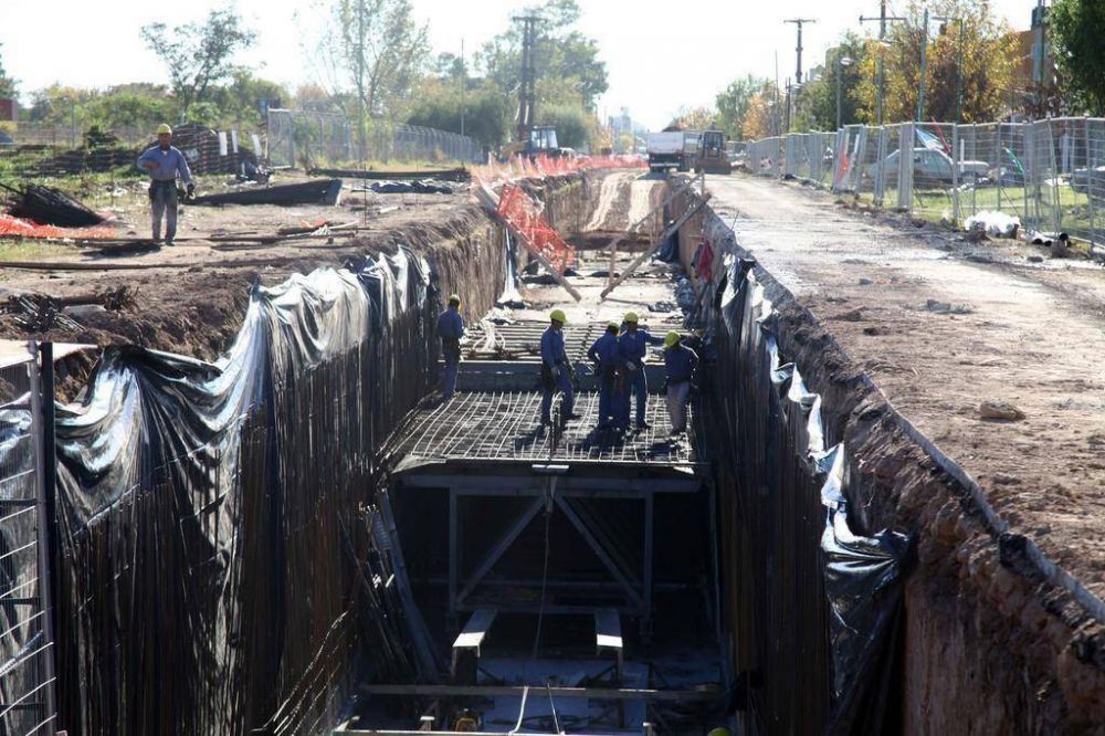 Desv�os en el tr�nsito por obras hidr�ulicas