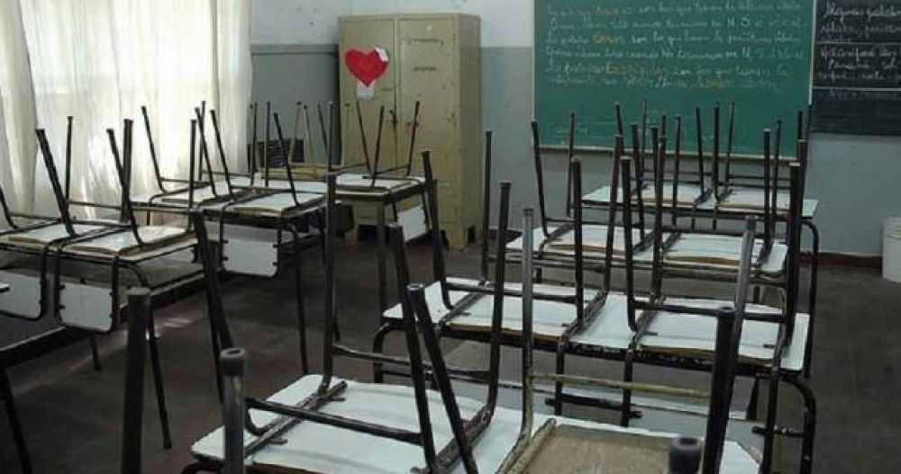Por el piso: docentes de Chubut acordaron 16%