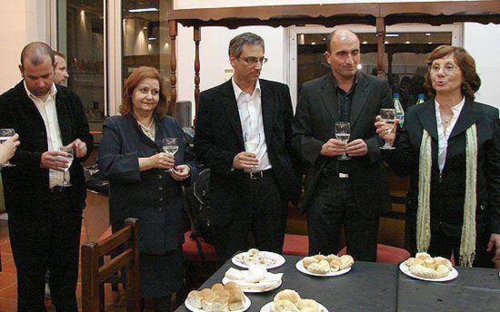 Cerr� la 18� Muestra Libros en Olavarr�a: los organizadores destacaron la gran asistencia de p�blico