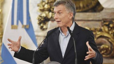 El Gobierno y la CGT avanzan en un pacto para moderar la suba del salario m�nimo