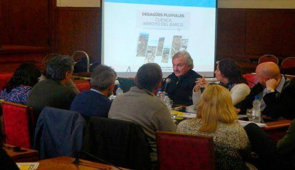 OSSE present� un informe de la obra Desag�es Pluviales Arroyo del Barco