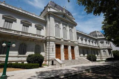 Judiciales retoman medidas de fuerza en rechazo de la propuesta de 18 por ciento y cl�usula gatillo